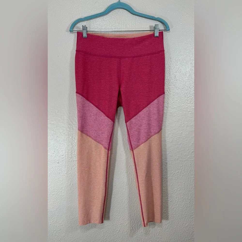 Outdoor Voices NWOT Pink Colorblock Leggings Athletic Athleisure Wear Size Large